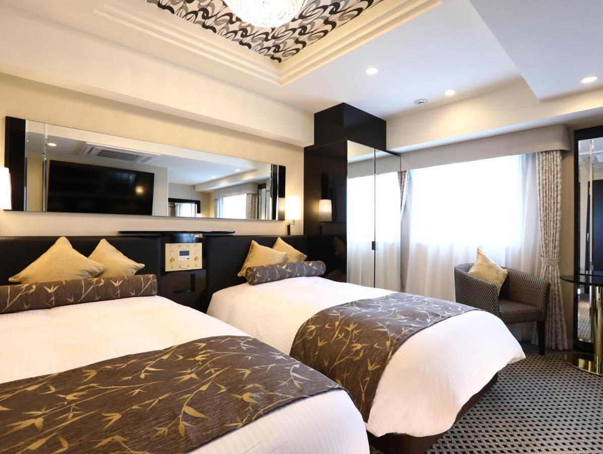 Apa Hotel Chiba Ekimae Екстер'єр фото